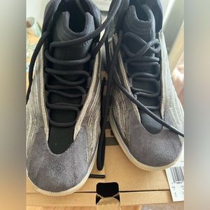 Adidas Yeezy Yzy Quantum QNTM Barium  Size 6 Boost Basketball